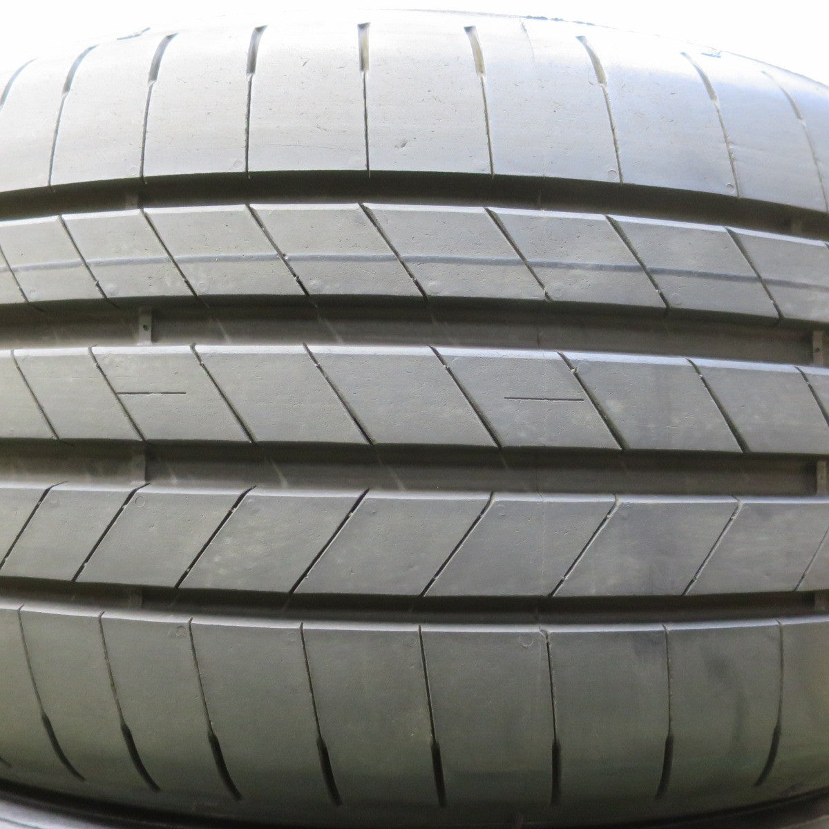 超バリ溝！26年！9.5分以上◎225/40R18 グッドイヤー イーグル F1 ASYMMETRIC6 タイヤ 18インチ ノア ヴォクシー カローラ ウィッシュ ステップワゴン 等◎6082401イノタ
