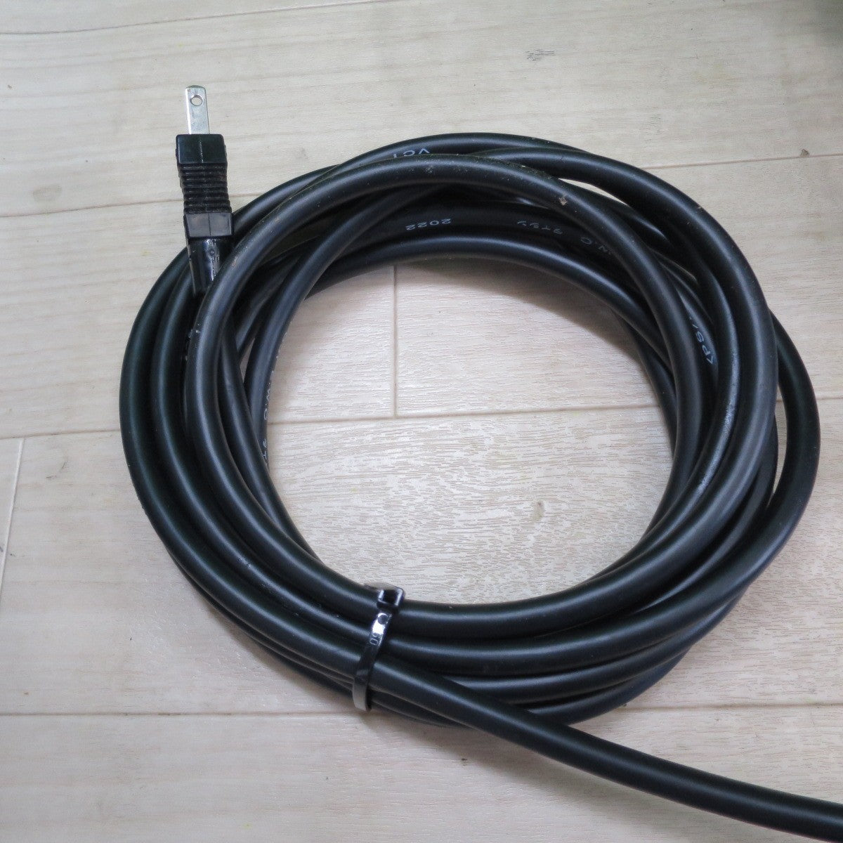 キレイ☆マキタ 216mm 卓上 マルノコ LS0840F 電動 工具 切断機 丸のこ 丸ノコ 丸鋸 木工用 コード式 makita 100V☆