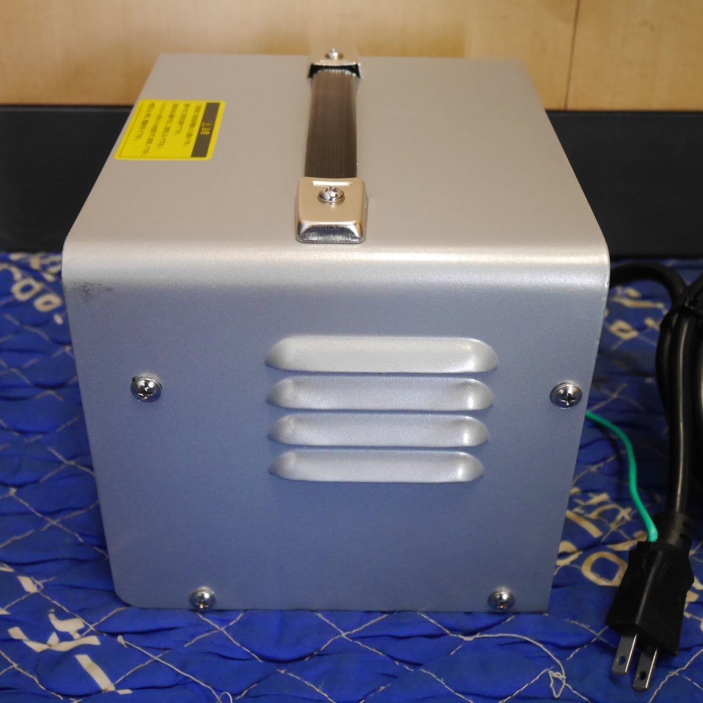 [送料無料] キレイ☆イクラ ポータブル トランス PT-20U 昇圧 専用 トランス トランサー 変圧器 100V 育良精機 IKURA☆