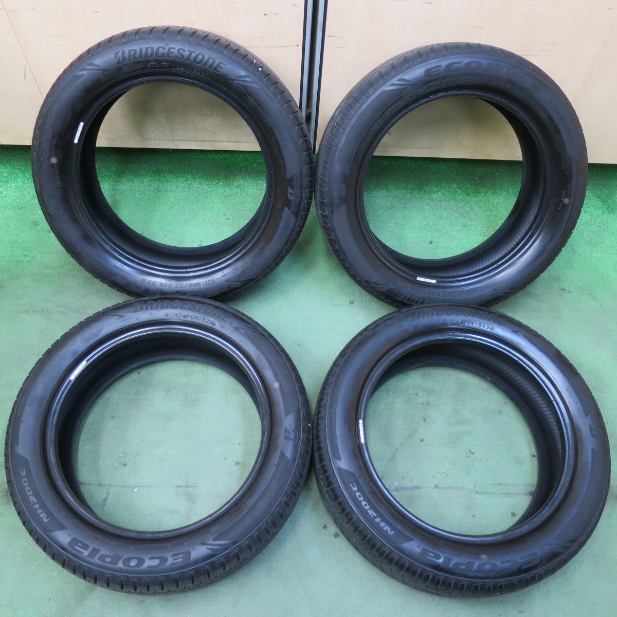 バリ溝！23年！9.5分★175/55R15 ブリヂストン エコピア NH200C タイヤ 15インチ タンク ルーミー トール 等★5112113イノタ