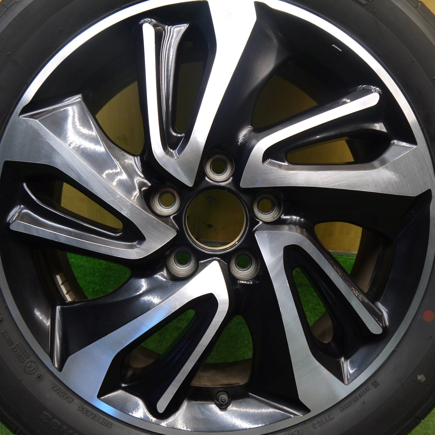 バリ溝！9.5分！1本★ホンダ ステップワゴン スパーダ RP3 純正 205/55R17 ブリヂストン トランザ ER33 17インチ PCD114.3/5H★5041607Hノ