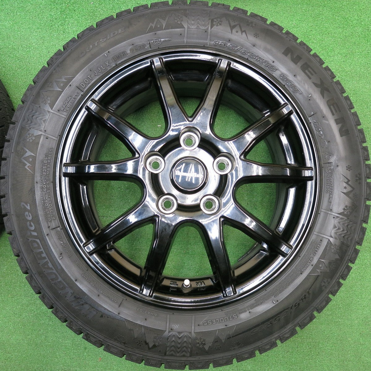 バリ溝！23年！9.5分以上★スタッドレス 185/65R15 ネクセン ウィンガード ice2 Humanline ヒューマンライン 15インチ PCD114.3/5H★5122113HAス