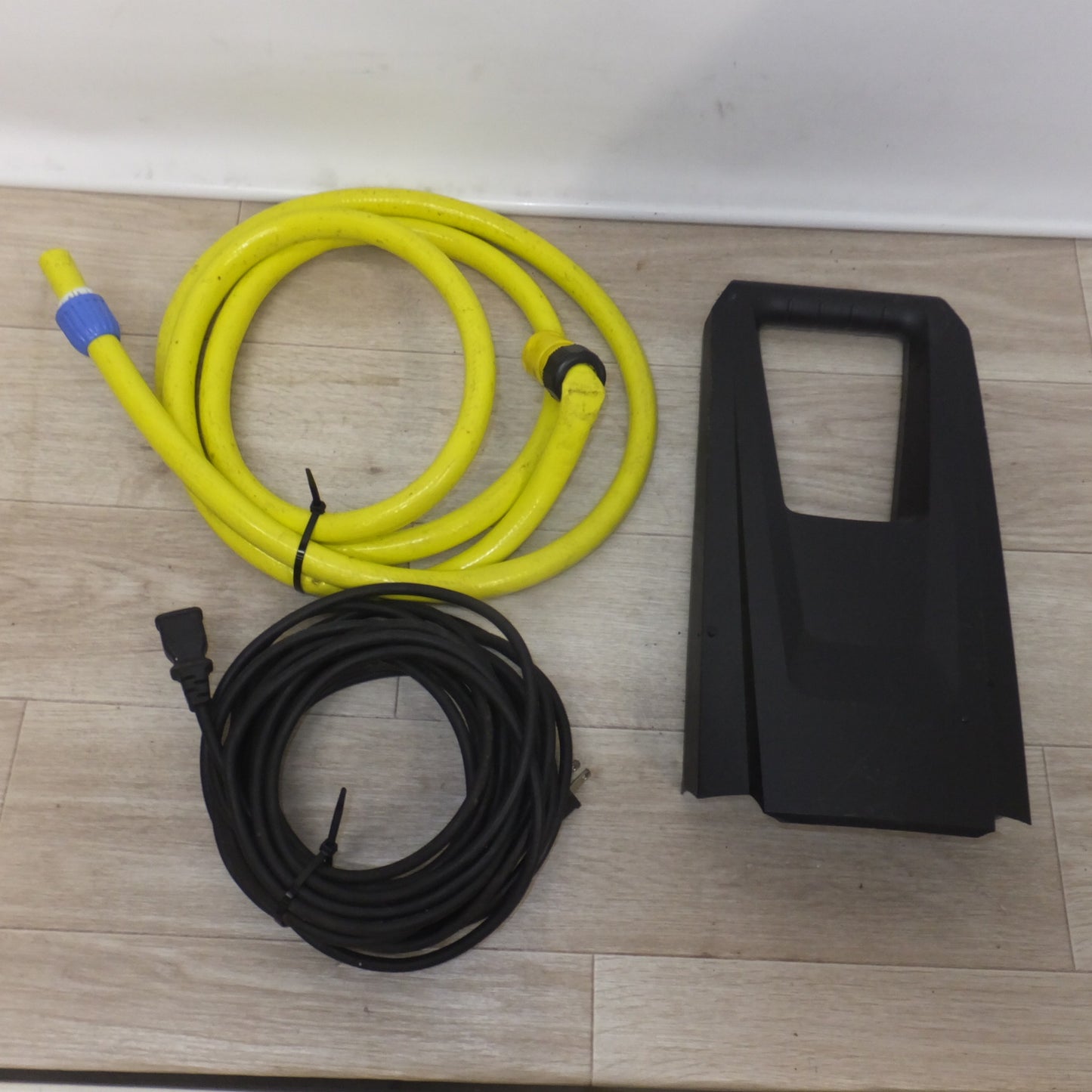 [送料無料] ジャンク★ケルヒャー KARCHER 家庭用高圧洗浄機 K2.300　1.602-207.0　100V～ 50/60Hz 1.25kW 13A IPX5★