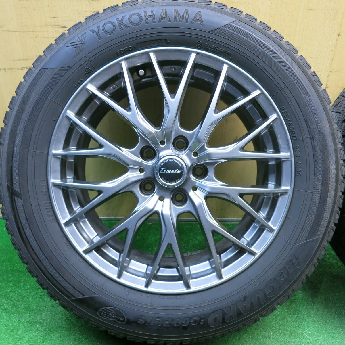 バリ溝！キレイ！9分★スタッドレス 225/60R17 ヨコハマ アイスガード iG50 プラス Exceeder エクシーダー 17インチ PCD114.3/5H★5113018HAス