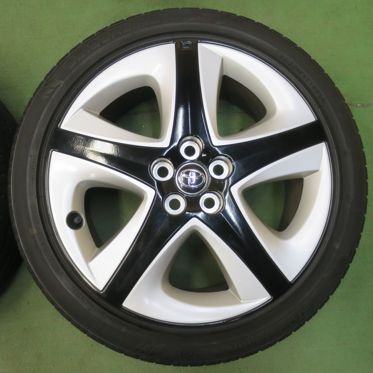 バリ溝！21年！キレイ！9分★トヨタ 50系 プリウス ツーリング 純正 215/45R17 ブリヂストン トランザ T002 セイバーリング SL201 17インチ PCD100/5H★5111209イノ