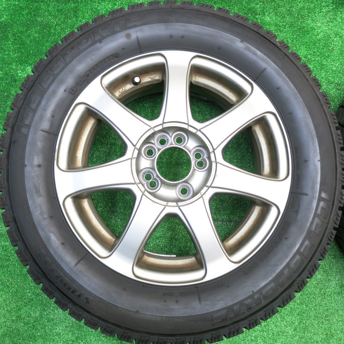 バリ溝！23年！9.5分以上★スタッドレス 195/65R15 アイスエスポルテ 社外 アルミ 15インチ PCD100/4H 5H マルチ★5100904HAス