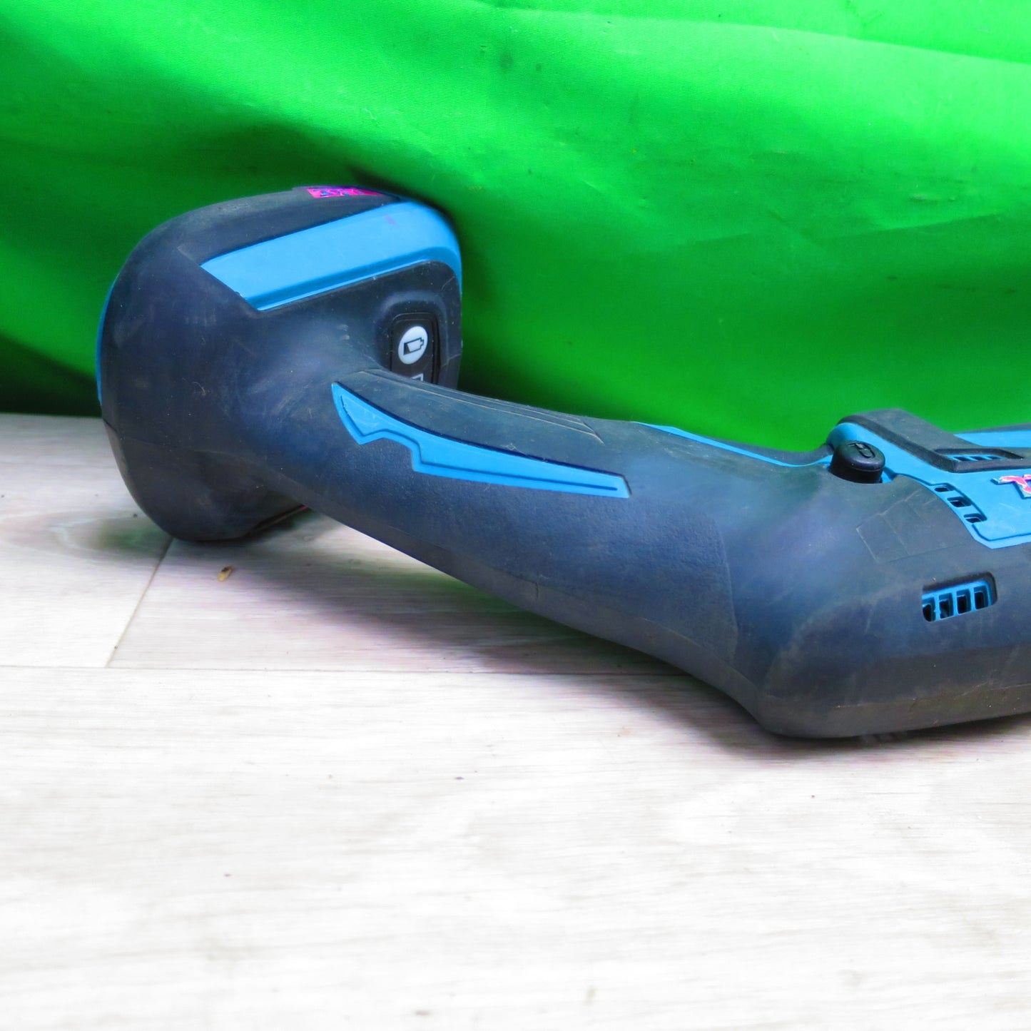 [送料無料] 新品刃付☆makita マキタ 充電式 レシプロソー JR184DRF 18V ケース付 DIY 切断 高速 ノコギリ セーバーソー 電動 工具☆