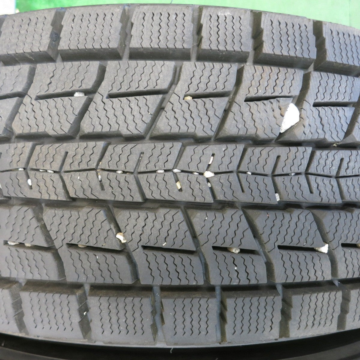 バリ溝！24年！9.5分◎スタッドレス 225/65R17 ダンロップ ウインターマックス SJ8 + ravrion RS01 ラブリオン 17インチ PCD114.3/5H◎6081401HAス