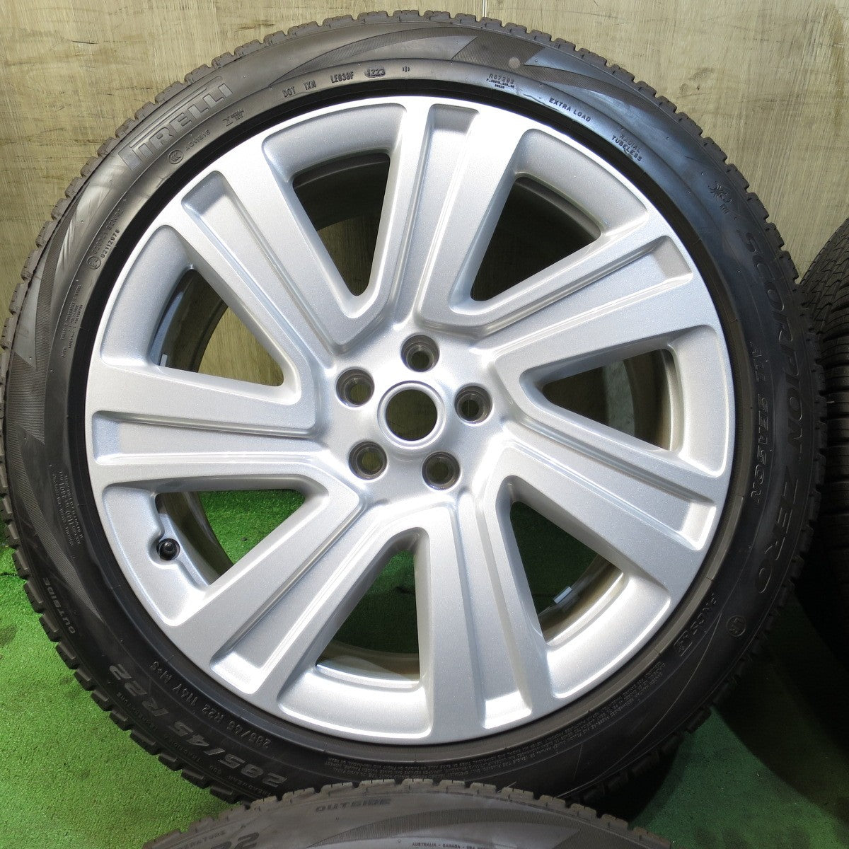 *送料無料* 新車外し！23年★ランドローバー レンジローバー HSE 純正 285/45R22 ピレリ スコーピオン ゼロ PCD120/5H★4031802クノ