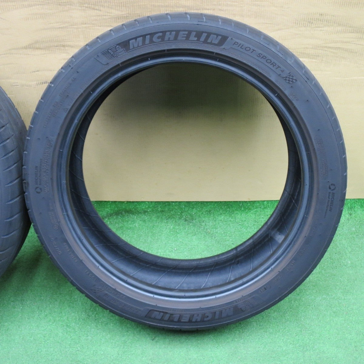 4本価格◎225/45R18 ミシュラン パイロットスポーツ4 タイヤ 18インチ レヴォーグ RX-8 マークX クラウンアスリート 等◎6061702NKノタ