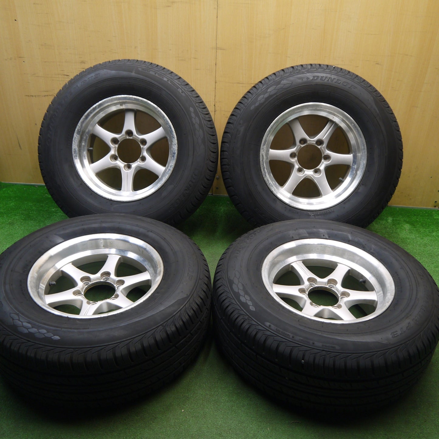 バリ溝！9.5分★265/70R16 ダンロップ グラントレック PT3 ブレイクロック LG-056 東京車輪 16インチ PCD139.7/6H★6012706Hノ