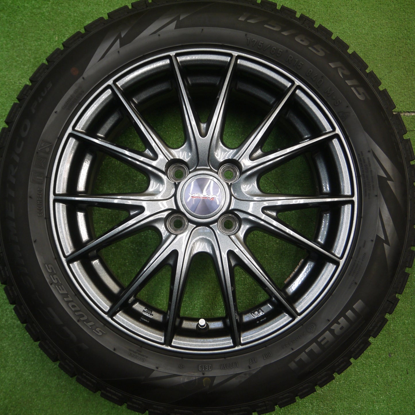 [送料無料] キレイ★スタッドレス 175/65R15 ピレリ アイスアシンメトリコ プラス VELVA SPORTZ ヴェルヴァ 15インチ PCD100/4H★5010612Hス