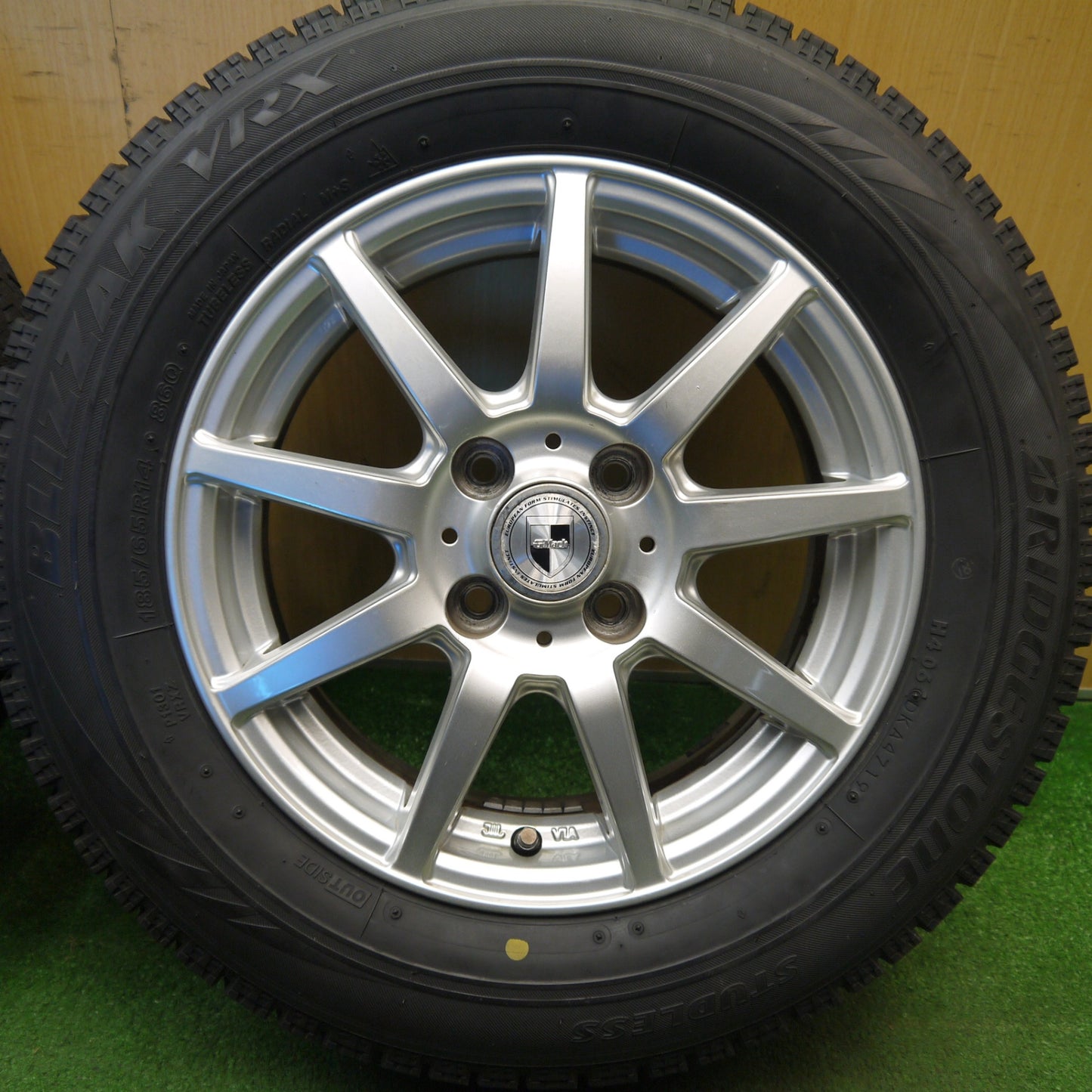 バリ溝！9.5分★スタッドレス 185/65R14 ブリヂストン ブリザック VRX GMach 14インチ PCD100/4H★6021305Hス
