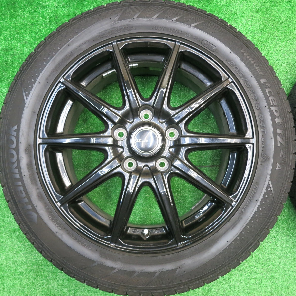 バリ溝！23年！ほぼ10分★スタッドレス 205/55R16 ハンコック ウインター アイセプト IZ2A AZ Sports AZスポーツ 16インチ PCD114.3/5H★5101204HAス