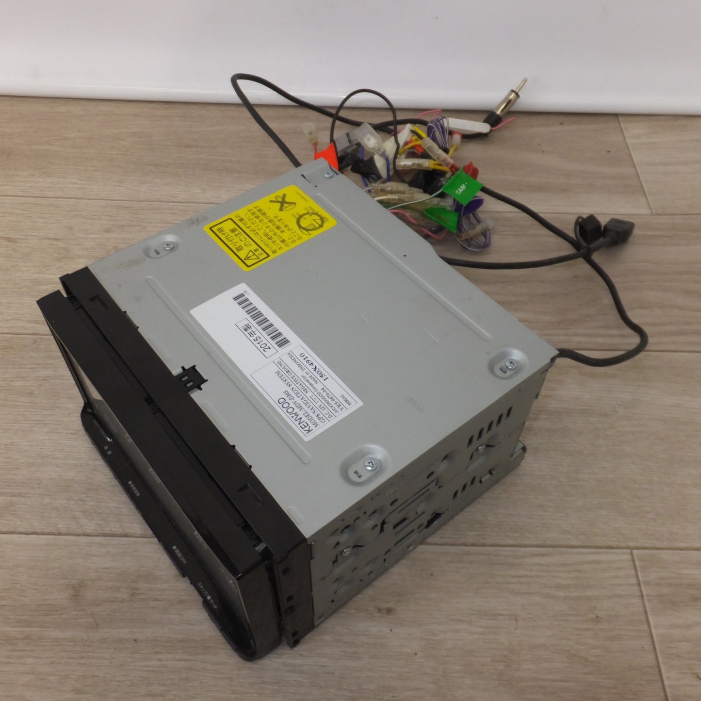 [送料無料] 現状品★ケンウッド KENWOOD メモリーナビゲーション MDV-D303[11]★