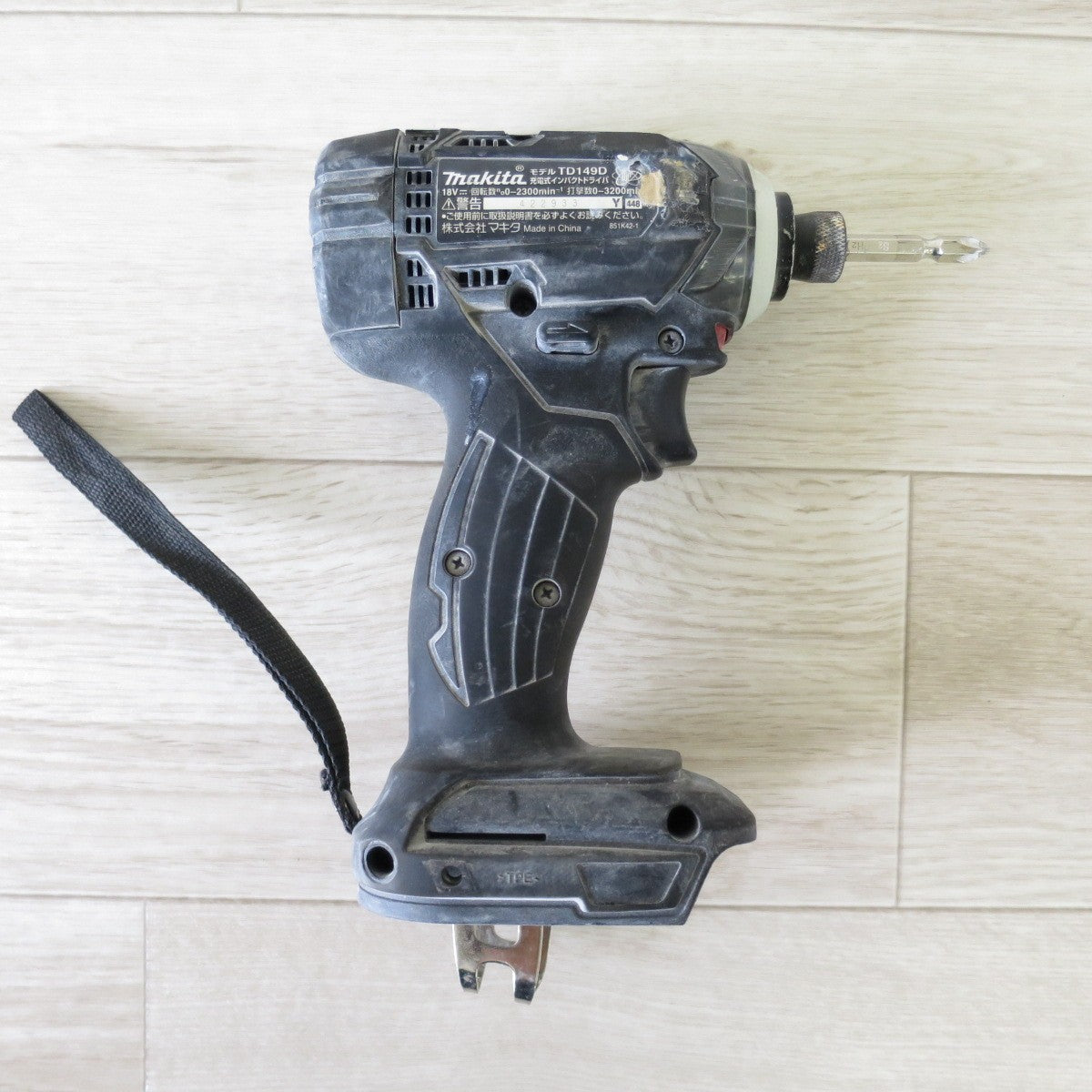 [送料無料] ◇マキタ 充電式 インパクトドライバ TD149D 電動 工具 makita 本体のみ◇