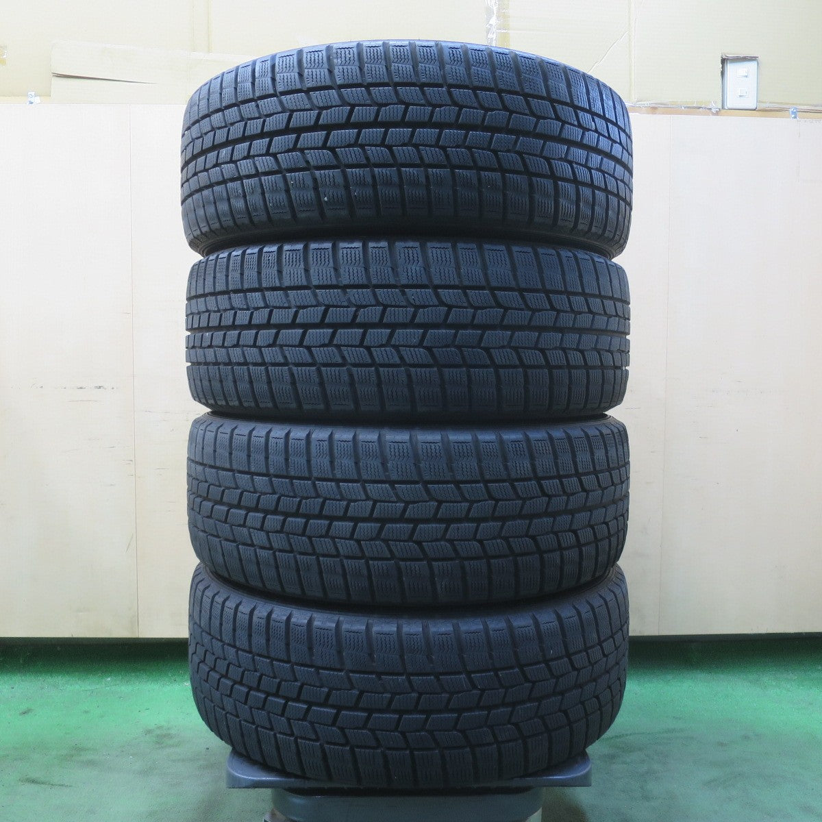 バリ溝！9分★MINI ミニ R60 クロス オーバー 純正 JCW 225/45R18 スタッドレス グッドイヤー アイスナビ6 18インチ ジョン クーパー ワークス PCD120/5H★6031204イス