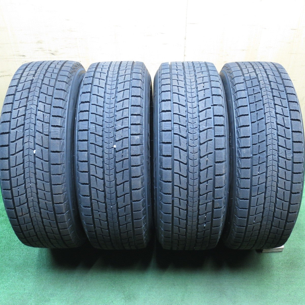 タイヤほぼ未使用！21年！キレイ★アウディ Q5 等 EUROTECH GAYA SOLI 235/60R18 スタッドレス ダンロップ ウインターマックス SJ8 ユーロテック ガヤ ソリ PCD112/5H★5040101KKス
