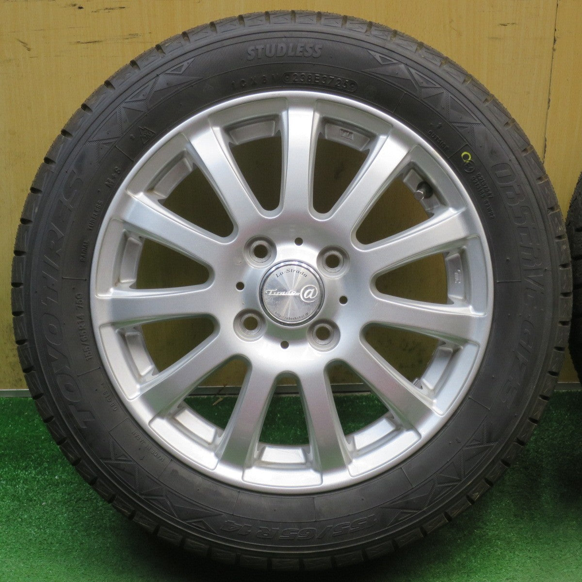 ほぼ未使用！25年◎スタッドレス 155/65R14 トーヨー オブザーブ GIZ3 La-Strada Tirado@ 阿部商会 ラストラーダ ティラード 14インチ PCD100/4H◎6072704NJス