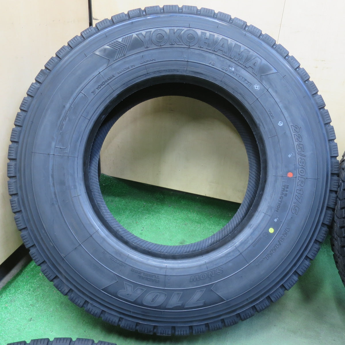 未使用！26年！6本◎トラック タイヤ 225/80R17.5 123/122L ヨコハマ 710R 17.5インチ◎6083101イスタ