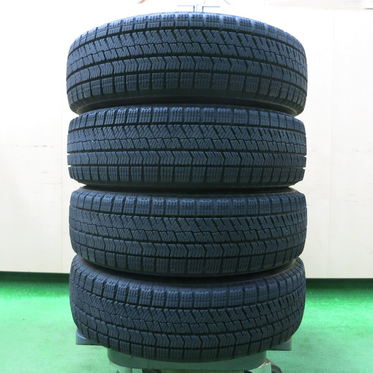 *送料無料* バリ溝！21年！キレイ！8.5分★スタッドレス 155/65R14 ブリヂストン ブリザック VRX2 SPORT ABELIA 14インチ PCD100/4H★4042705イス
