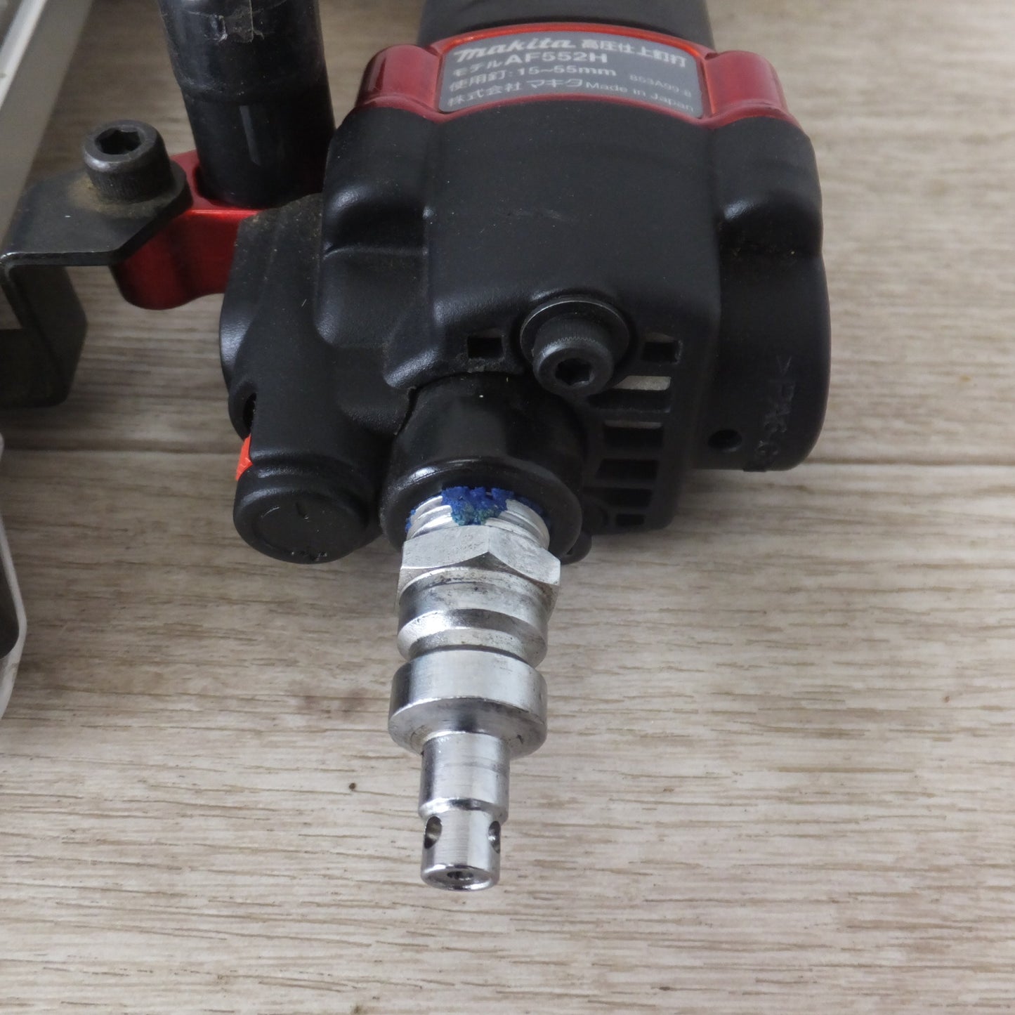 [送料無料] ★マキタ makita 高圧仕上釘打 AF552H　仕上釘 15～55mm 超仕上釘 15～50mm　使用空気圧力 1.18～2.26MPa★