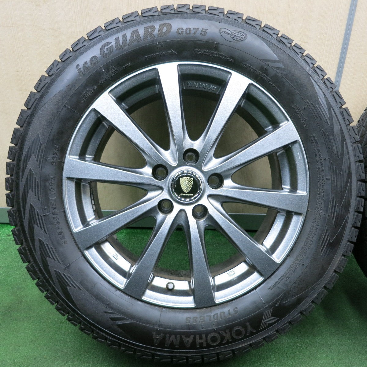 *送料無料* バリ溝！キレイ！9.5分★スタッドレス 225/65R17 ヨコハマ アイスガード G075 MANARAY SPORT マナレイスポーツ PCD114.3/5H★4032507TNス