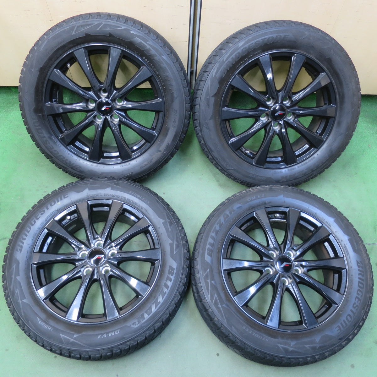 キレイ★40系 アルファード 等 LEHRMEISTER LF-IZOLA2 225/60R18 スタッドレス ブリヂストン ブリザック DM-V2 レアマイスター 18インチ PCD120/5H★6042511イス