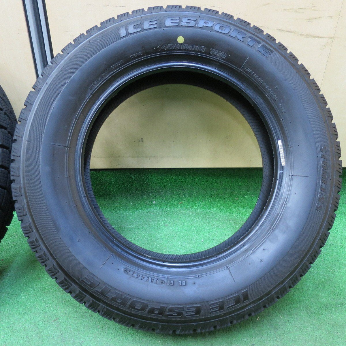 バリ溝！22年！ほぼ10分★スタッドレス 145/80R13 アイスエスポルテ N-BOX モコ MRワゴン ワゴンR 等 軽自動車★4110601イスタ