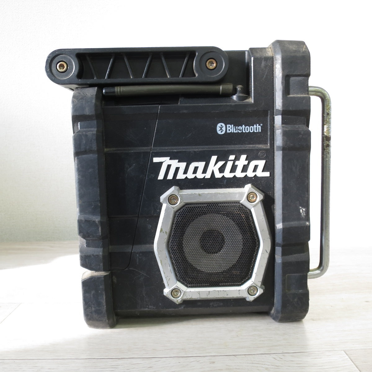 [送料無料] ◇マキタ 充電式 ラジオ MR106 Bluetooth搭載 makita 現場 ラジオ 本体のみ◇