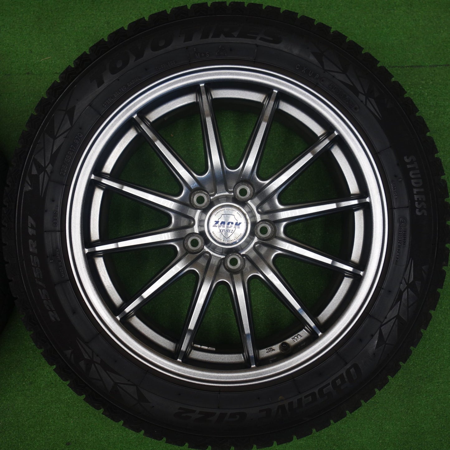 バリ溝！23年！8.5分★スタッドレス 225/55R17 トーヨー オブザーブ GIZ2 ZACK JP-812 MONZA ザック モンツァ 17インチ PCD114.3/5H★6051806KTス