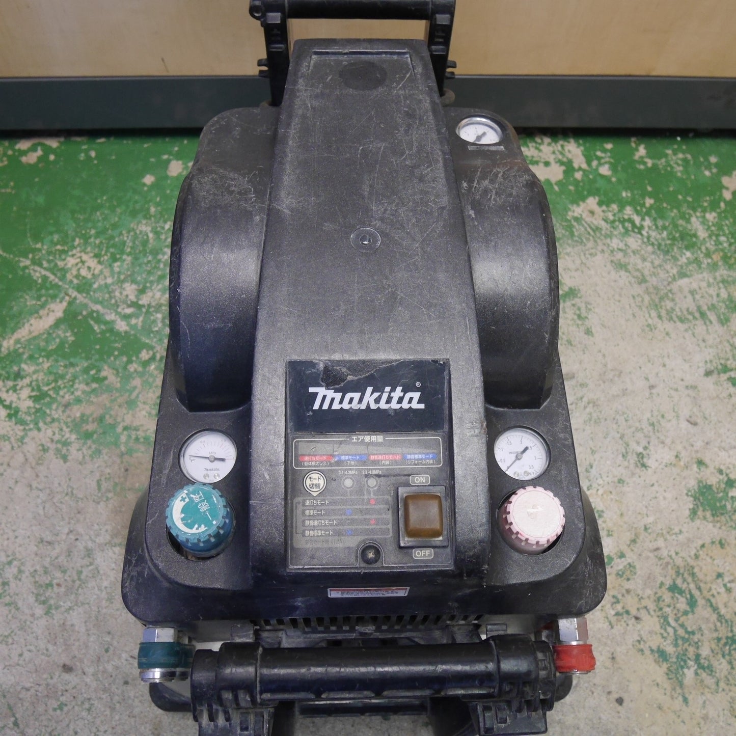 [送料無料] ☆マキタ エア コンプレッサー AC430XH 高圧 常圧 用140L エアー ツール 工具 100V makita☆