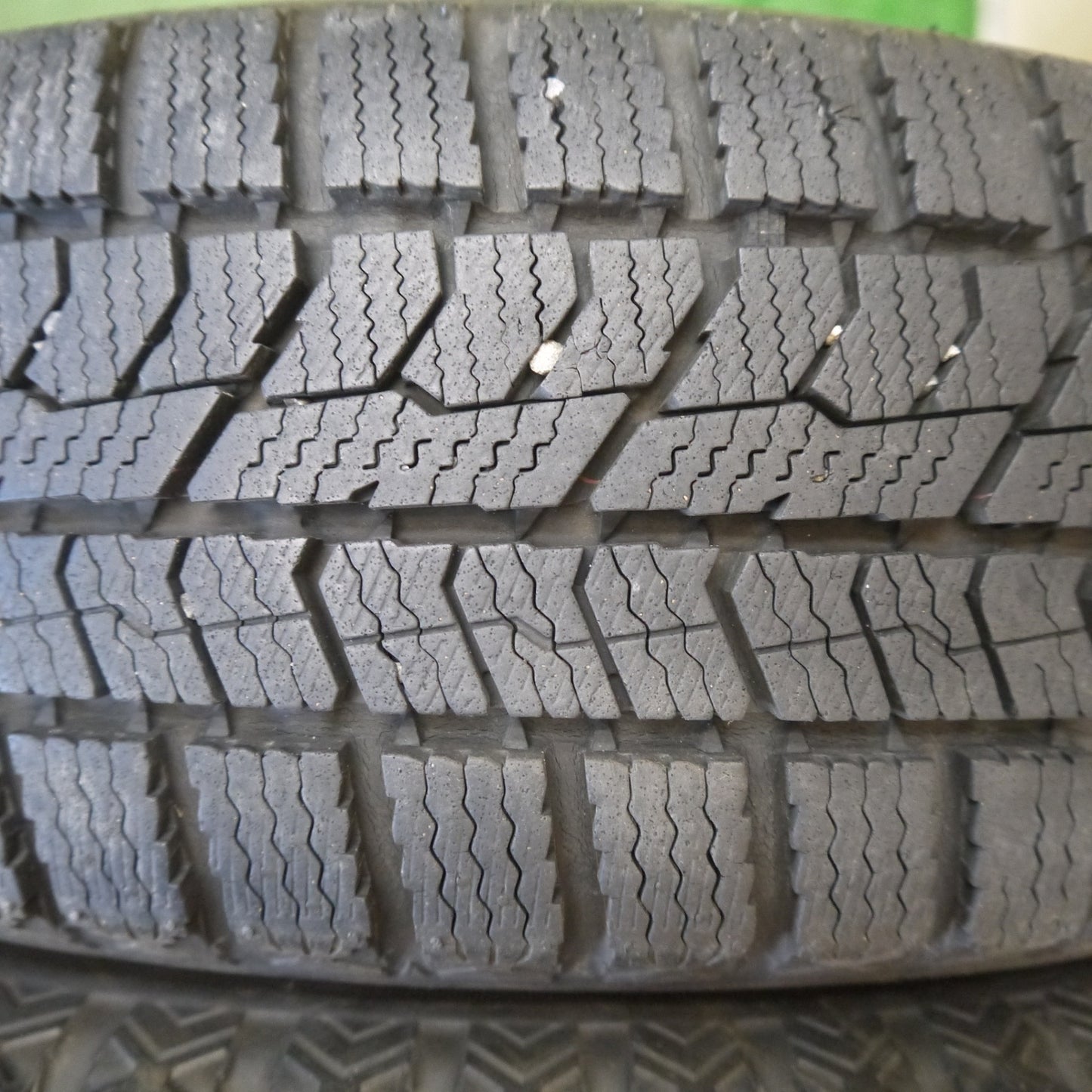 バリ溝！22年！9.5分以上◎スタッドレス 155/65R13 トーヨー オブザーブ GIZ2 スチール ホイール 13インチ PCD100/4H◎6082103Hス