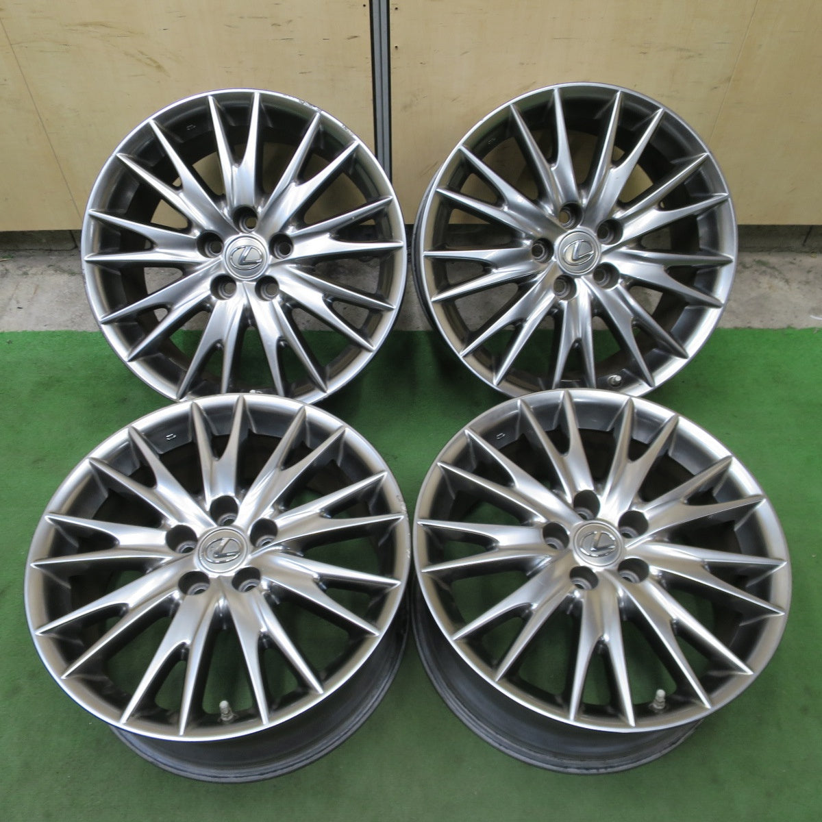 空気圧センサー付き◎レクサス GS バージョンL 純正 ホイール 18インチ 18×8J PCD114.3/5H◎6082804NGホ