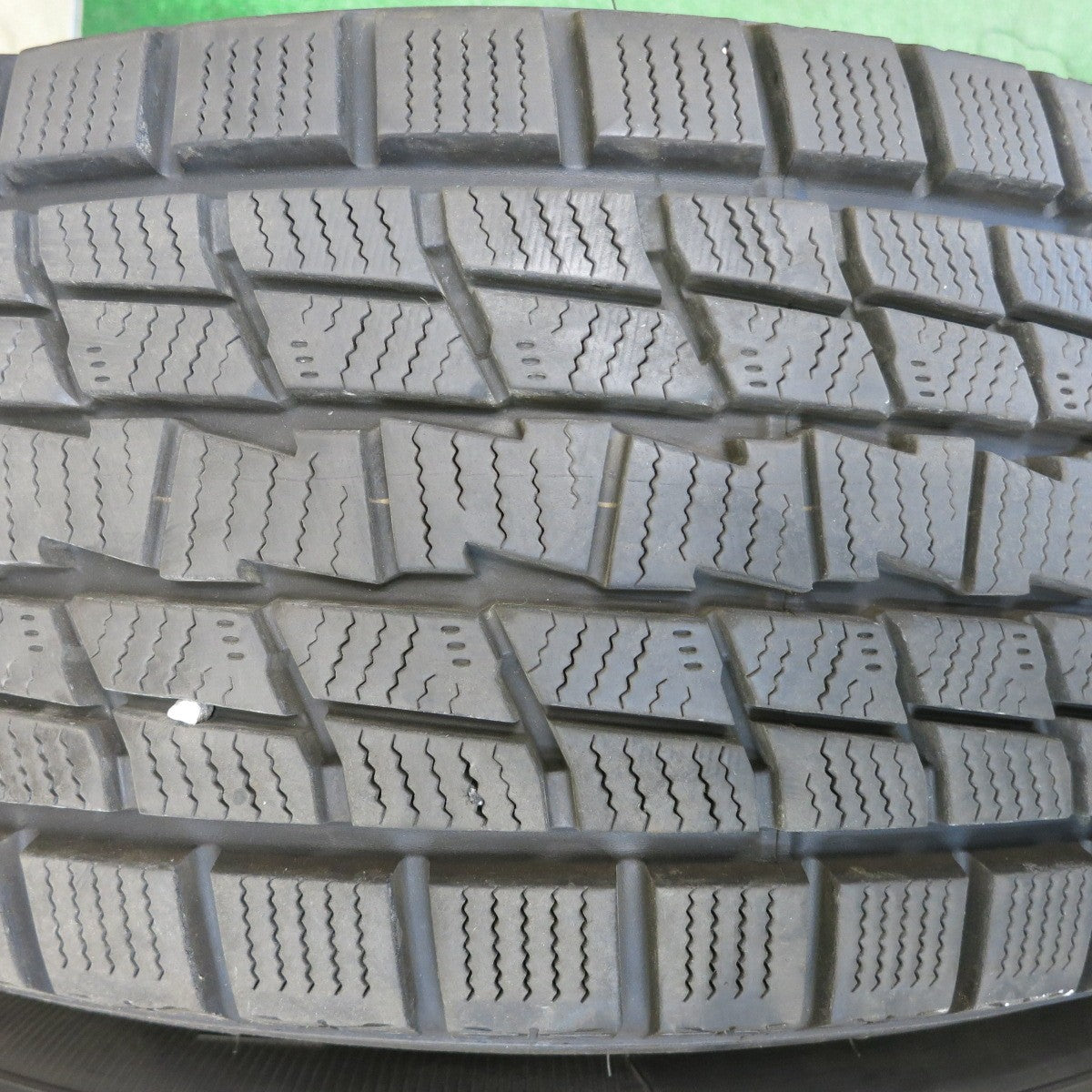 バリ溝！23年！キレイ！9.5分★スタッドレス 265/65R17 グッドイヤー アイスナビ SUV D.O.S. DOS 17インチ PCD139.7/6H★6052406HAス