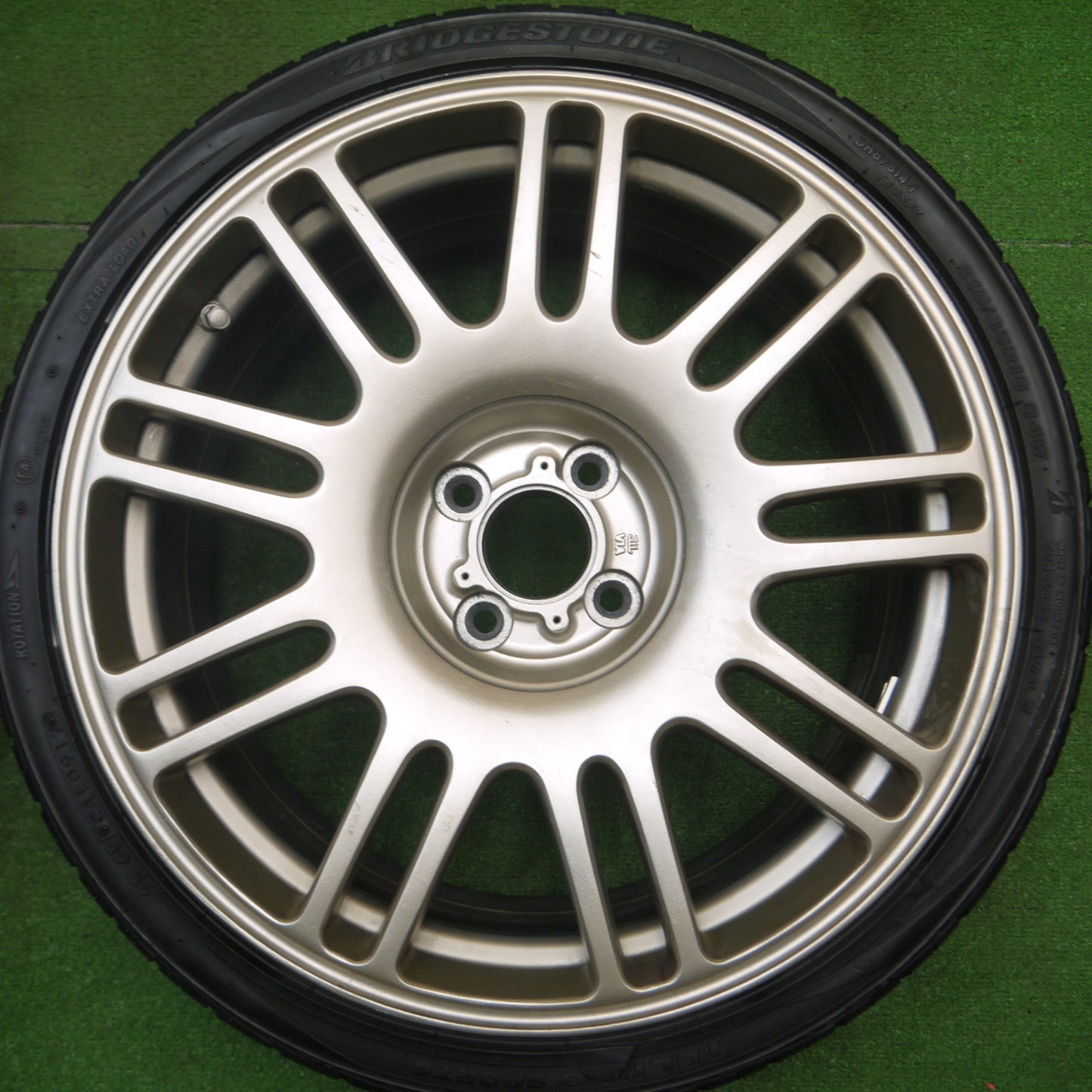 [送料無料] バリ溝！キレイ！9分★RACING SPARCO 215/35R18 ブリヂストン テクノスポーツ レーシングスパルコ 18インチ PCD100/4H★4122308Hノ