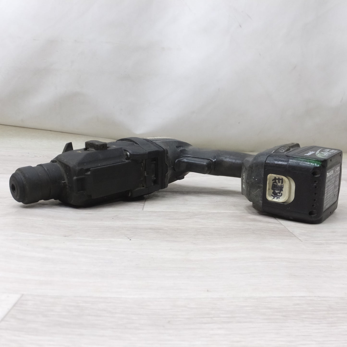 [送料無料] ◆マキタ 18mm 充電式 ハンマ ドリル HR181D 14.4V バッテリー 付きハンマードリル 電動 工具◆