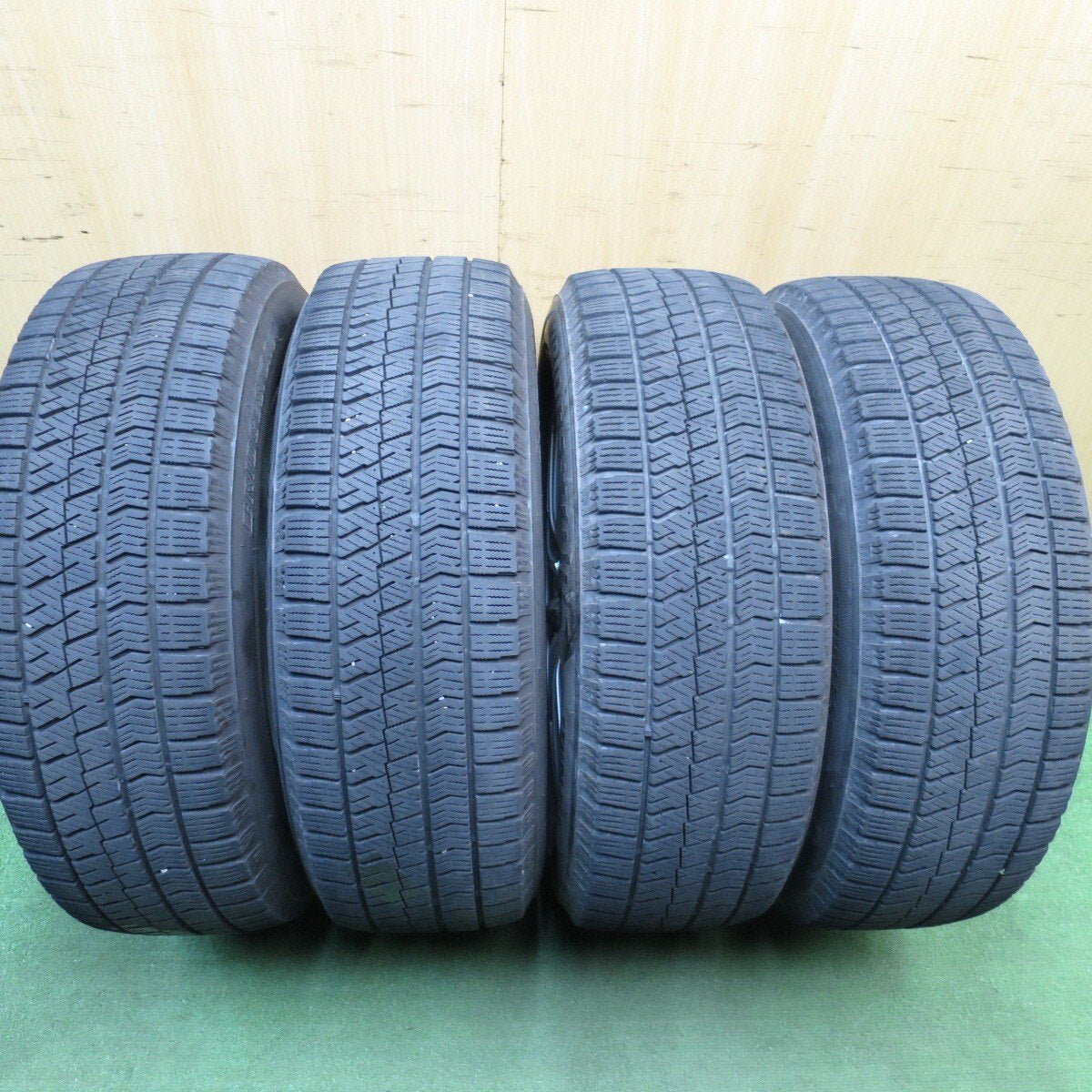 キレイ★プリウス 等 195/65R15 スタッドレス ブリヂストン ブリザック VRX2 ECO FORME エコフォルム 15インチ PCD100/5H★5031106Hス