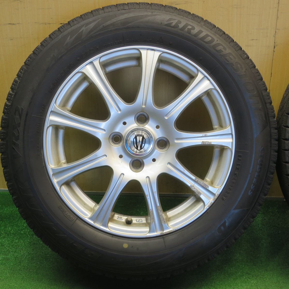 バリ溝！25年！9.5分★スタッドレス 185/65R15 ブリヂストン ブリザック VRX3 VRX2 WINNERS ウィナーズ 15インチ PCD100/4H★6051011NJス