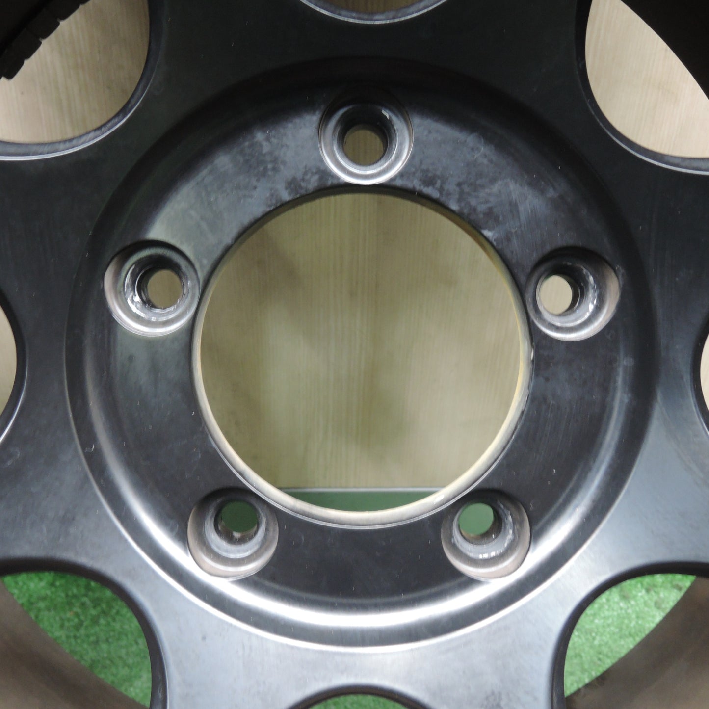 *送料無料* バリ溝！22年！9.5分★ジムニー等 XTREME-J XJ03 215/70R16 BFグッドリッチ All-Terrain T/A KO2 16インチ PCD139.7/5H★4031604HAノ