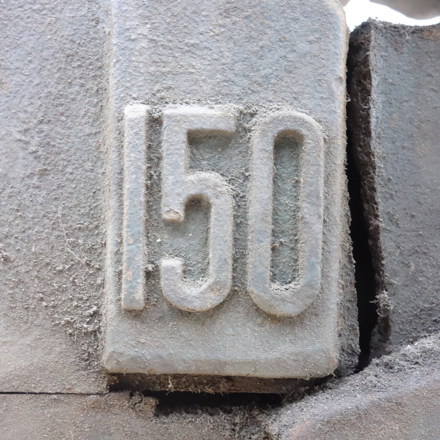 [送料無料] ◆ナベヤ 卓上 万力 150 型式 不明 ベンチ バイス 締め付け 固定 工具 道具②◆