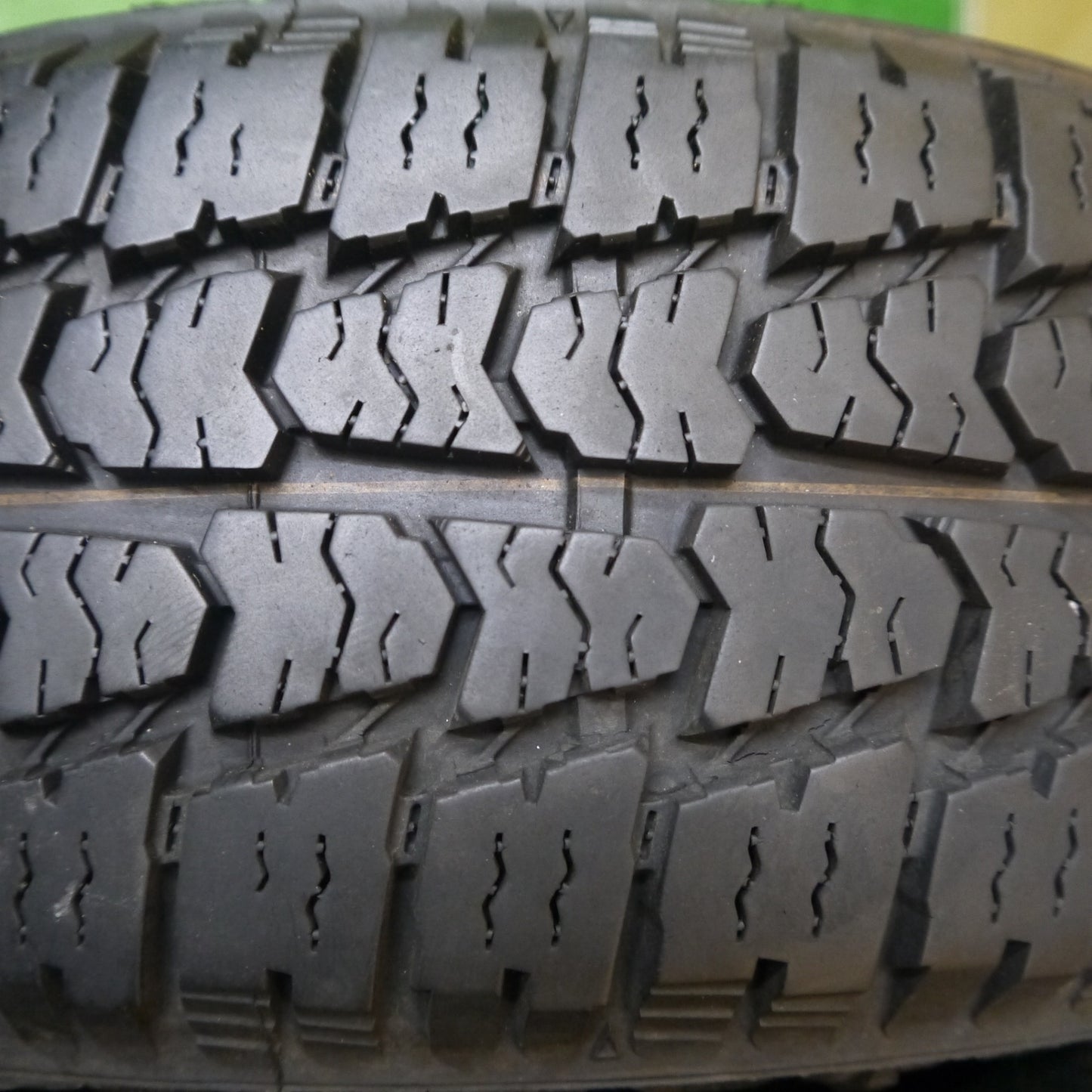 バリ溝！22年！9.5分★155/65R14 マッドスター ラジアル A/T ホワイトレター MUDSTAR RADIAL タイヤ 14インチ アトレー ハイゼット タント 等★5120203Hノタ