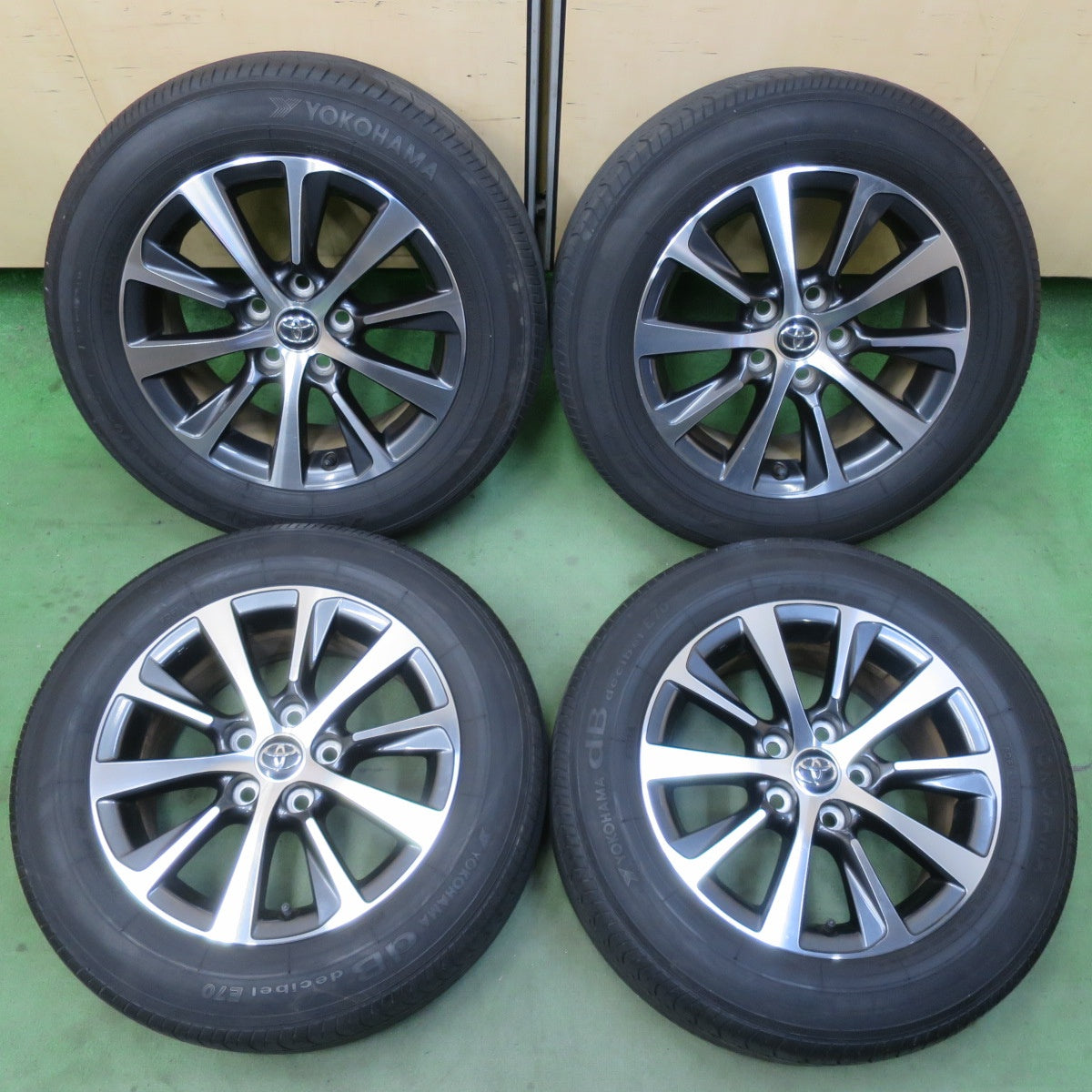 キレイ★トヨタ 130系 マークX 250S 純正 215/60R16 ヨコハマ dBデシベル E70 E70A 16インチ PCD114.3/5H★6040410イノ