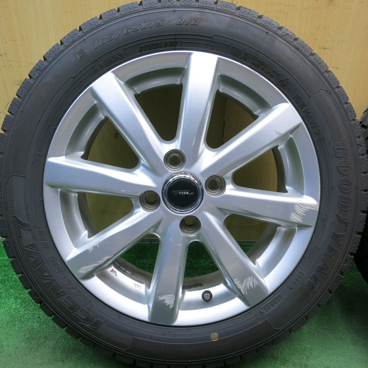 バリ溝！24年！ほぼ10分★スタッドレス 165/65R15 グッドイヤー アイスナビ7 TOPRUN トップラン 15インチ ソリオ ハスラー 等 PCD100/4H★5080907HAス