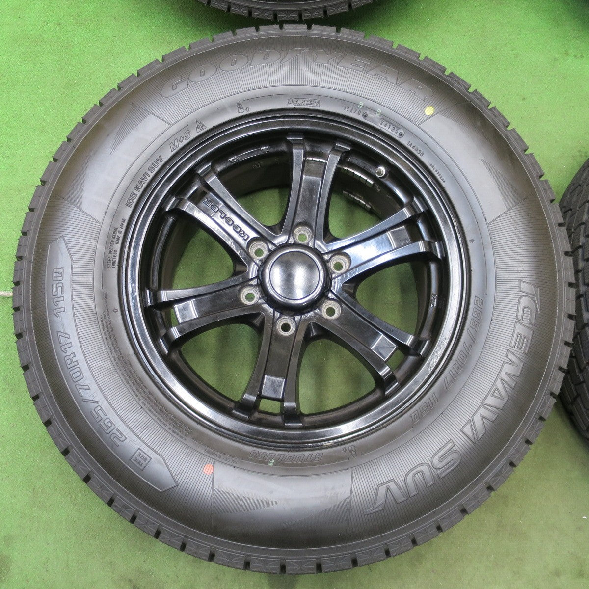 超バリ溝！25年！ほぼ10分★KEELER FORCE 265/70R17 スタッドレス グッドイヤー アイスナビ SUV キーラー フォース 17インチ PCD139.7/6H★6041502ナス