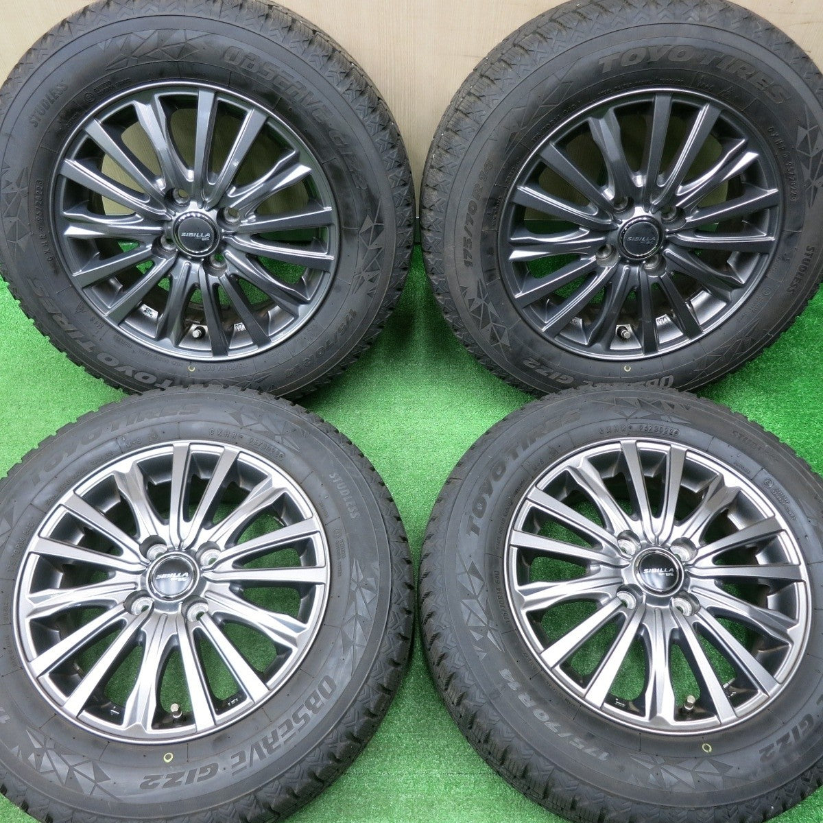 バリ溝！22年！キレイ！8.5分★スタッドレス 175/70R14 トーヨー オブザーブ GIZ2 SIBILLA NEXT W5 シビラ 14インチ PCD100/4H★4121102NJス
