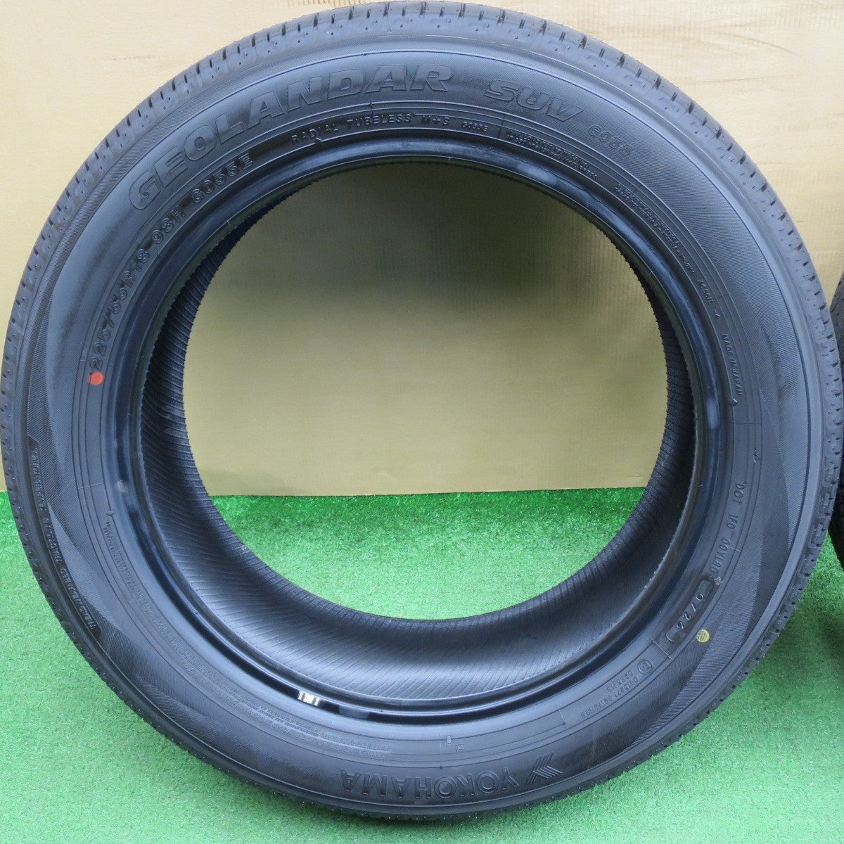 新車外し！26年★225/55R18 ヨコハマ ジオランダー SUV G055 G055E タイヤ 18インチ フォレスター デリカ D:5 エルグランド 等★6042201NKノタ