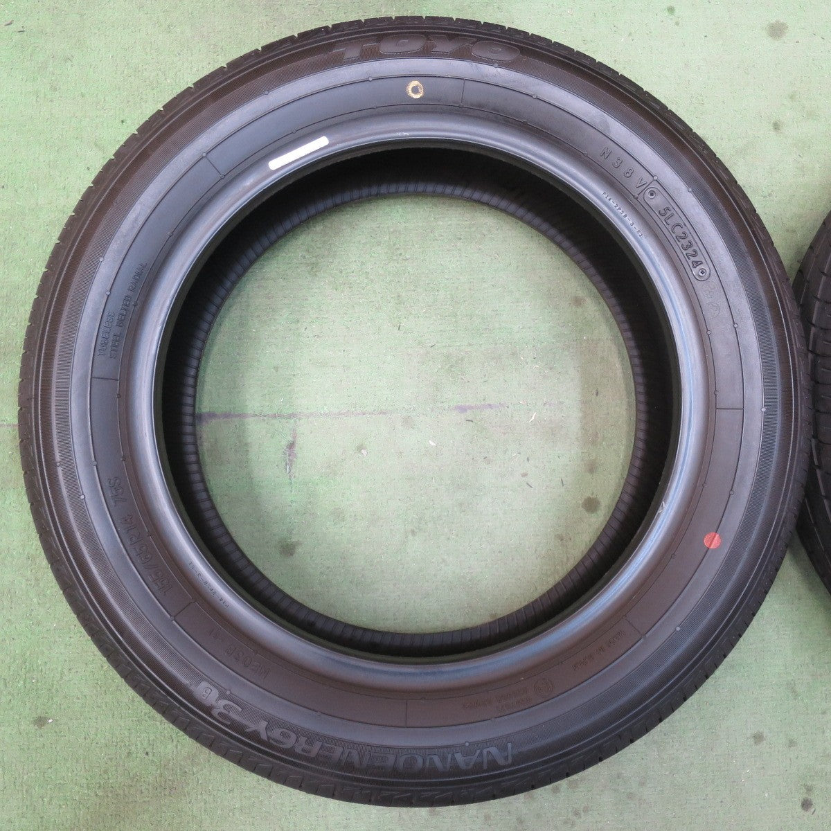 新車外し！24年★155/65R14 トーヨー ナノエナジー 3 B タイヤ 14インチ ムーブ タント ワゴンR N-BOX スペーシア デイズ ウェイク 等★6012708イノタ
