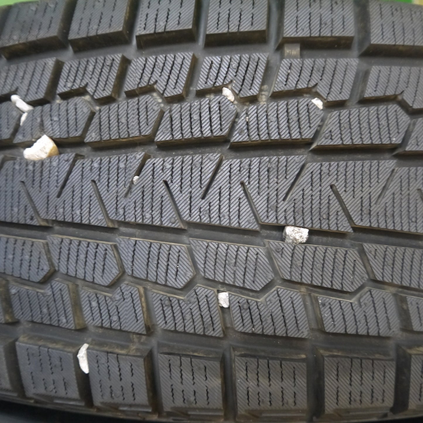 ほぼ未使用！24年！キレイ★Kashina V1 225/60R18 スタッドレス ヨコハマ アイスガード G075 カシーナ 18インチ PCD114.3/5H★6012002Hス