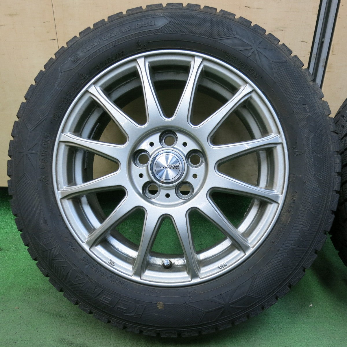 キレイ★プリウス 等 185/65R15 スタッドレス グッドイヤー アイスナビ6 ravrion LUMIERE ラブリオン 15インチ PCD100/5H★5082301SKス